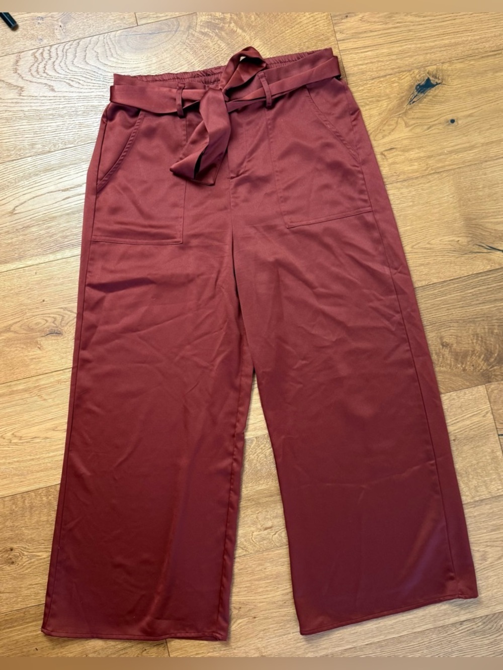 JOIE Silky Satin Wide Leg Cropped Pants and Belt Large
